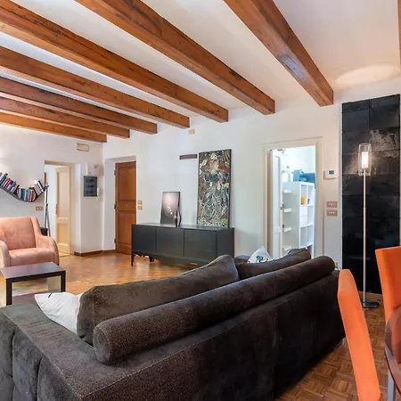 Piazza Napoleone Lovely Apartment *